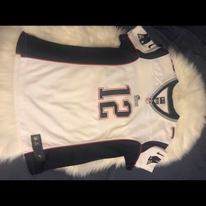 New England patriots women’s Nike jersey large